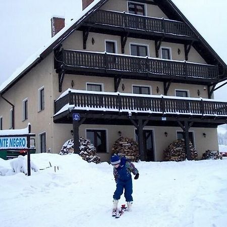 Monte Negro Bed & Breakfast Ladek-Zdroj Ngoại thất bức ảnh